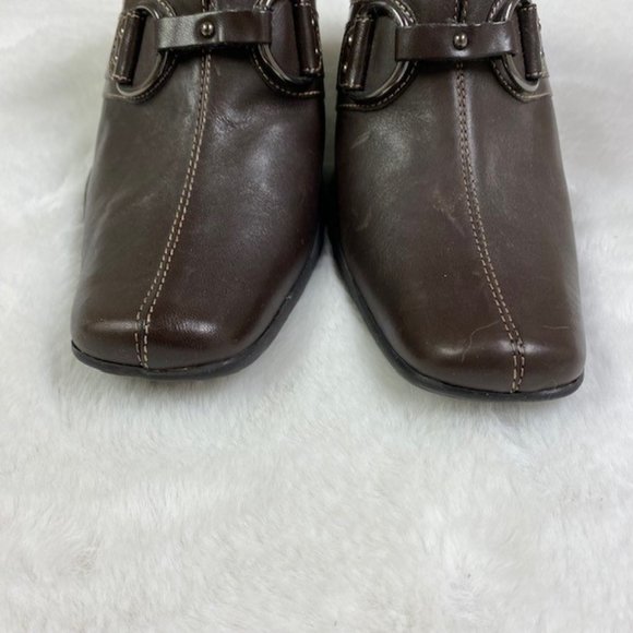 A2‎ AEROSOLES Women’s 2 Snapezoid Mules, size 9M - Picture 5 of 13